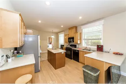 15 Pine Via, Anaheim, CA 92801 - Photo 13