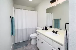 15000 Downey Ave, Paramount, CA 90723 - Photo 13