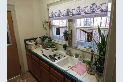 3830 S Figueroa Street, Los Angeles, CA 90037 - Photo 5