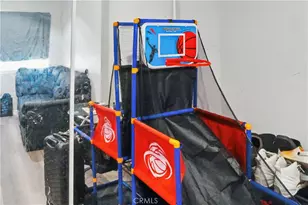 7515 S Vermont Ave, Los Angeles, CA 90044 - Photo 19