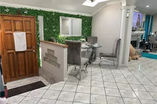 7515 S Vermont Ave, Los Angeles, CA 90044 - Photo 9