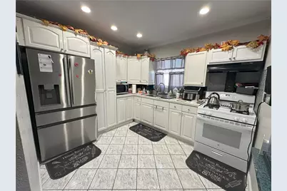 7515 S Vermont Avenue, Los Angeles, CA 90044 - Photo 15
