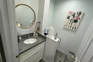 7515 S Vermont Ave, Los Angeles, CA 90044 - Photo 13