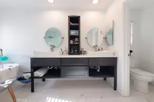 11102 Avolencia Pl, Garden Grove, CA 92840 - Photo 21