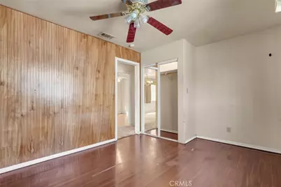 323 E 102nd St., Los Angeles, CA 90003 - Photo 19