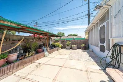 217 Dochan Circle, Montebello, CA 90640 - Photo 17