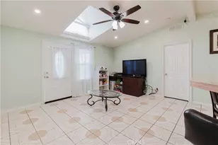 250 N Linden Ave, Rialto, CA 92376 - Photo 5