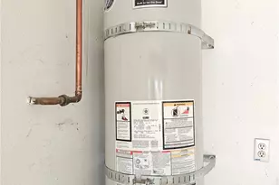 464 W E St, Colton, CA 92324 - Photo 21