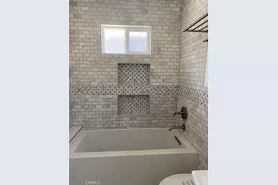 1447 W 47th Street, Los Angeles, CA 90062 - Photo 17