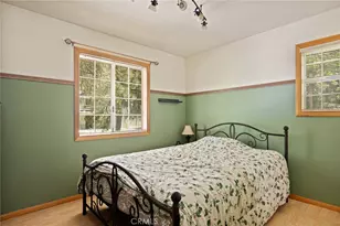 31771 Panorama Dr, Running Springs, CA 92382 - Photo 23