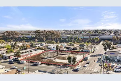 11400 S Hoover Street, Los Angeles, CA 90044 - Photo 1