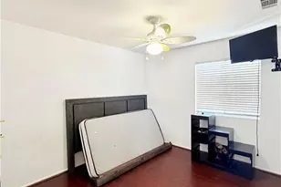 2572 S Young Ct, San Bernardino, CA 92408 - Photo 13