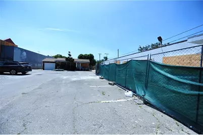 4518 W 1st Street, Santa Ana, CA 92703 - Photo 15