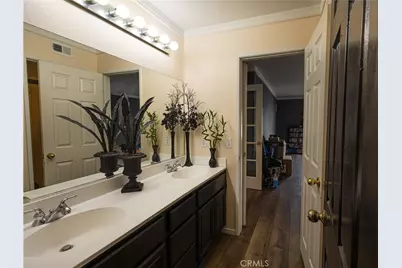 970 Riverview Circle, Corona, CA 92881 - Photo 11