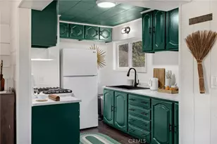 33348 Robin Dr, Green Valley Lake, CA 92341 - Photo 19