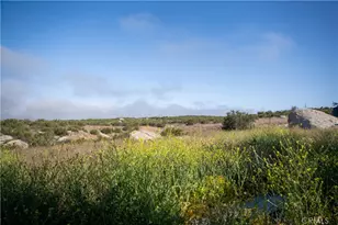 36251 Melody Ln, Hemet, CA 92544 - Photo 13