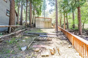 23120 Sycamore Ln, Crestline, CA 92325 - Photo 45