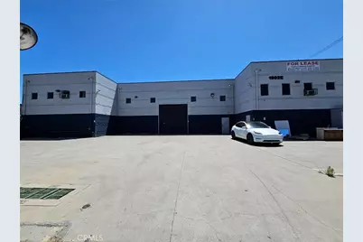 1502 E Washinton Boulevard, Los Angeles, CA 90021 - Photo 1