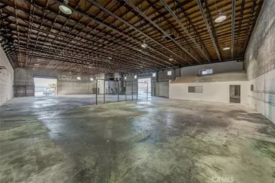 1502 E Washinton Boulevard, Los Angeles, CA 90021 - Photo 5