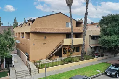 709 E Chestnut Avenue, Santa Ana, CA 92701 - Photo 1