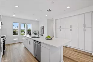 536 Caleigh Ln, Costa Mesa, CA 92627 - Photo 13