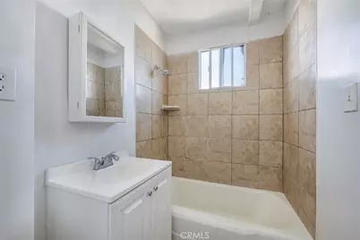 1123 S McDonnell Avenue, East Los Angeles, CA 90022 - Photo 17