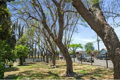 536 E El Segundo, Compton, CA 90222 - Photo 13