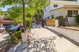 4804 Excelente Dr, Woodland Hills, CA 91364 - Photo 5