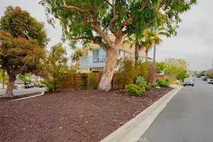 318 S Lucia Ave, Redondo Beach, CA 90277 - Photo 5