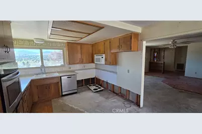 56994 Crestview Drive, Yucca Valley, CA 92284 - Photo 15