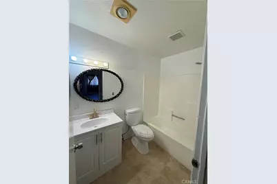 450 E 4th Street #207, Santa Ana, CA 92701 - Photo 9