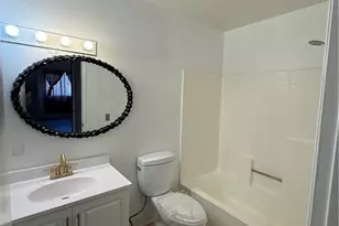 450 E 4th St, Santa Ana, CA 92701 - Photo 9