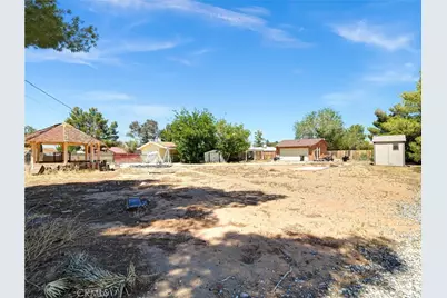 20715 Teton Road, Apple Valley, CA 92308 - Photo 33