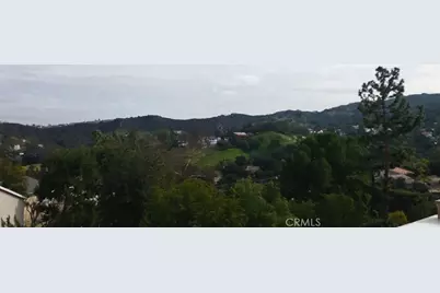 4525 Ensenada, Woodland Hills, CA 91307 - Photo 9