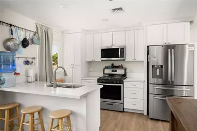 4349 Salerno Drive, Riverside, CA 92503 - Photo 9