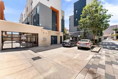 206 Alamo Court, Long Beach, CA 90802 - Photo 33