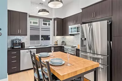 206 Alamo Court, Long Beach, CA 90802 - Photo 5