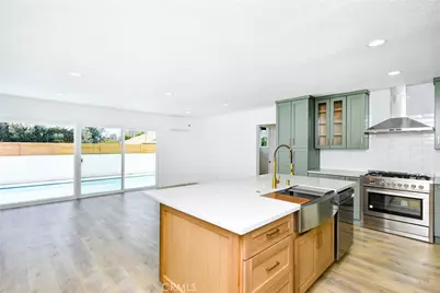 1613 S Roosevelt Avenue, Fullerton, CA 92832 - Photo 9