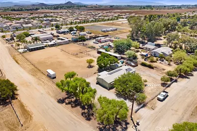 30750 Old Windmill Road, Menifee, CA 92584 - Photo 15