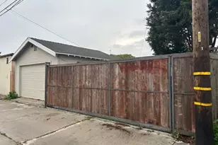 916 Junipero Ave, Long Beach, CA 90804 - Photo 31