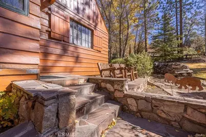 39654 Flicker Road, Fawnskin, CA 92333 - Photo 11