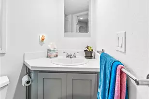 4925 Holly, Long Beach, CA 90805 - Photo 37