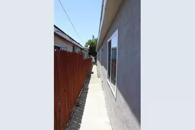 15154 Oliva Avenue, Paramount, CA 90723 - Photo 33