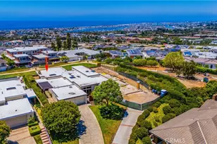 21 Beachcomber Dr, Corona del Mar, CA 92625 - Photo 9