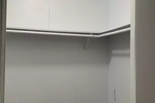 2700 32nd St, Sacramento, CA 95817 - Photo 9