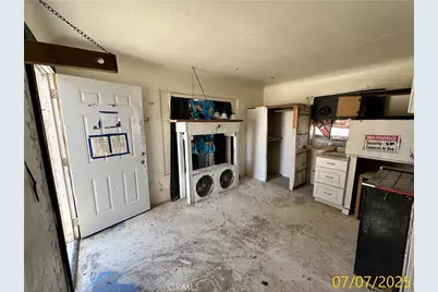 46123 Fairview Road, Newberry Springs, CA 92365 - Photo 9