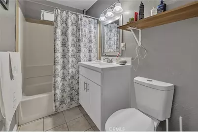 11609 208th Street, Lakewood, CA 90715 - Photo 17