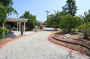 640 S Azusa Ave, West Covina, CA 91791 - Photo 13
