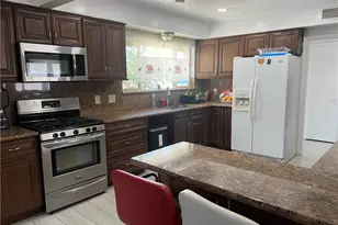 1710 Garretson Ave, Corona, CA 92879 - Photo 11