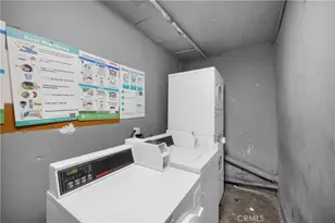 1212 W 107th St, Los Angeles, CA 90044 - Photo 9